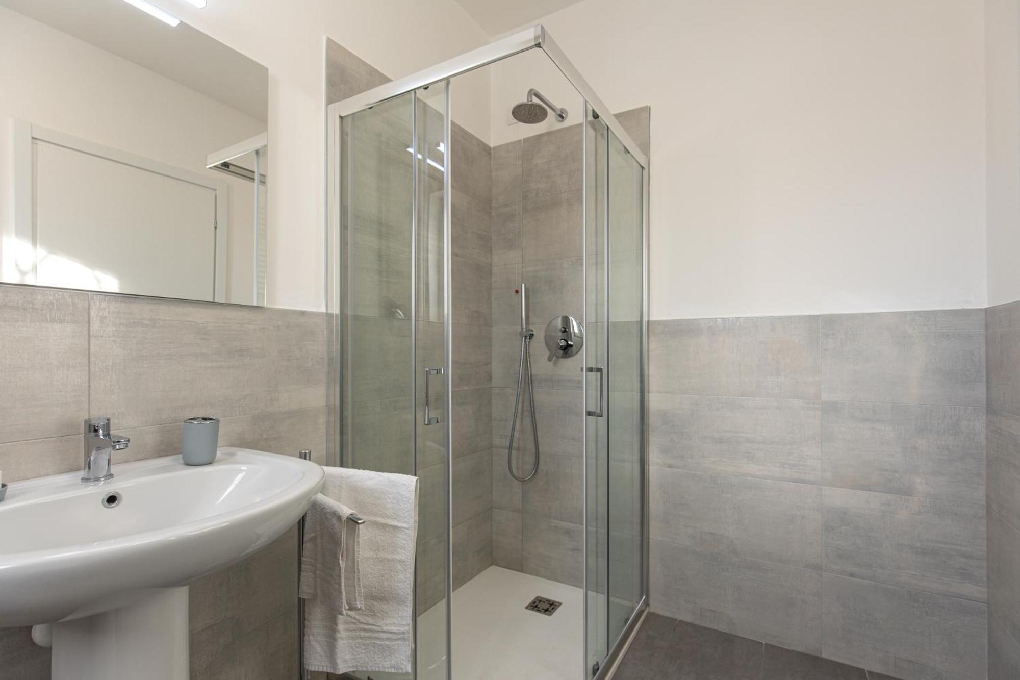 Red Carpet Apartment Castelnuovo del Garda Ngoại thất bức ảnh